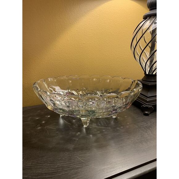 Vintage Indiana Glass Clear Footed‎ Fruit/Salad Oval Iridesent Bowl Grape Color - Picture 2 of 9